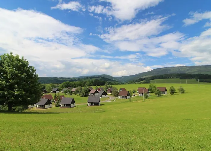 Nyaraló Hill 33 By Interhome Čistá