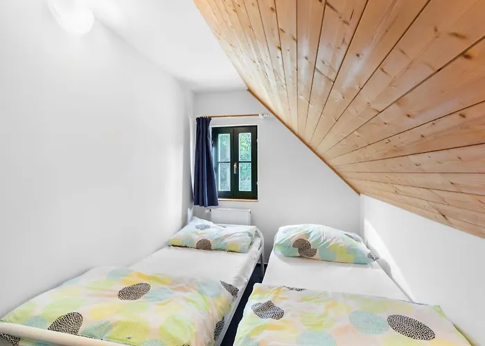 Hill 33 By Interhome