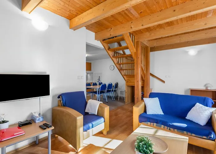Nyaraló Hill 33 By Interhome Čistá